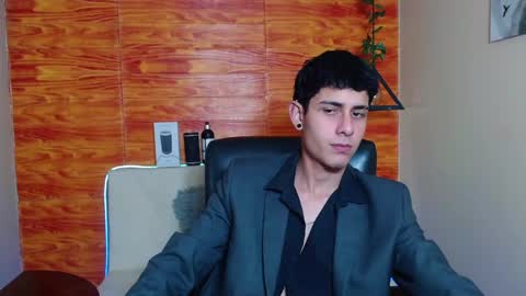 Bastian online show from 01/18/25, 07:07