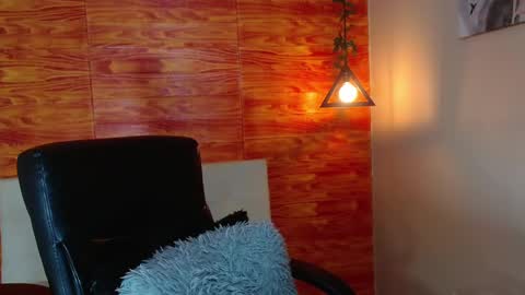 Bastian online show from 02/18/25, 06:59