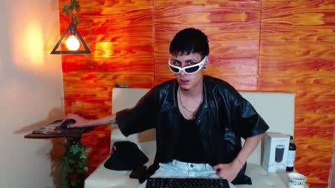 Bastian online show from 03/11/25, 02:43