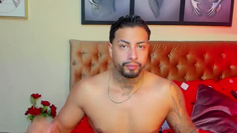 Snapshot of bastian_jones1 chatting on 12/25/24, 11:53 bastian_jones1 online show from 12/25/24, 11:53