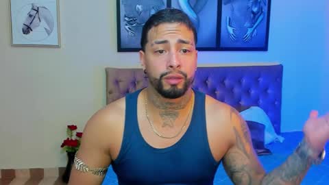 Snapshot of bastian_jones1 chatting on 12/29/24, 11:39 bastian_jones1 online show from 12/29/24, 11:39