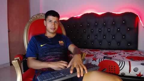 Snapshot of bastian_jonnes chatting on 10/16/25, 03:40 Bastian online show from 10/16/25, 03:40
