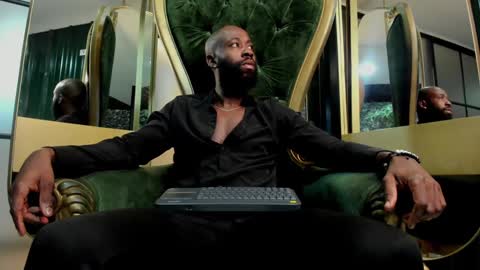 Bastian. online show from 01/21/25, 12:18