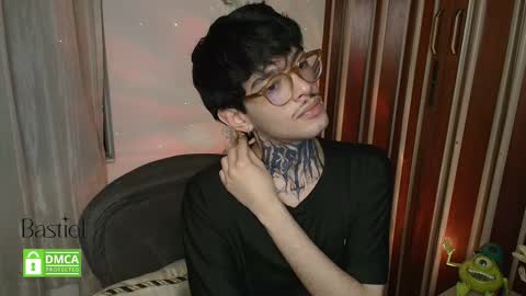 Bastiel online show from 10/30/25, 01:51