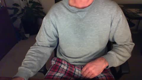 Snapshot of batebro13 chatting on 12/04/24, 02:15 BateBro13 online show from 12/04/24, 02:15