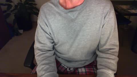 Snapshot of batebro13 chatting on 12/06/24, 01:44 BateBro13 online show from 12/06/24, 01:44