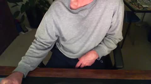 Snapshot of batebro13 chatting on 01/26/25, 01:15 BateBro13 online show from 01/26/25, 01:15