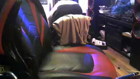 Snapshot of baterboy8687 chatting on 09/10/25, 06:57 baterboy8687 online show from 09/10/25, 06:57