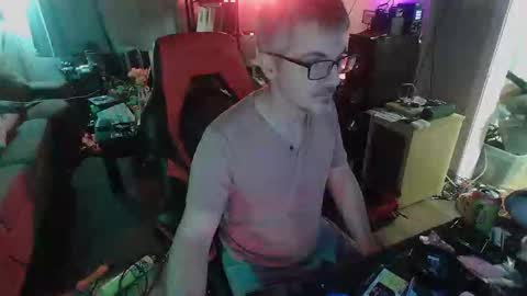 Snapshot of baterboy8687 chatting on 12/02/25, 07:57 baterboy8687 online show from 12/02/25, 07:57