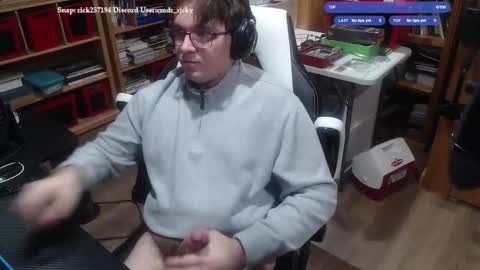 Snapshot of baterricky chatting on 01/17/26, 07:50 Ricky online show from 01/17/26, 07:50