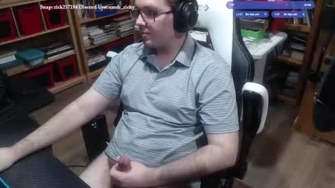 Snapshot of baterricky chatting on 01/18/26, 03:27 Ricky online show from 01/18/26, 03:27