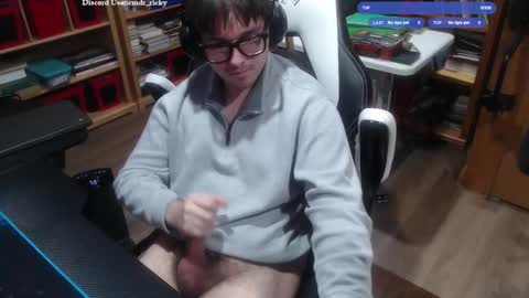 Snapshot of baterricky chatting on 03/02/26, 09:32 Ricky online show from 03/02/26, 09:32