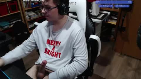 Snapshot of baterricky chatting on 03/22/26, 01:14 Ricky online show from 03/22/26, 01:14
