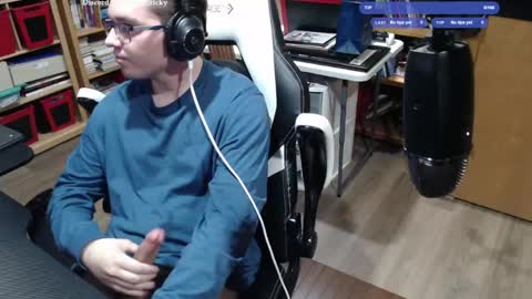Snapshot of baterricky chatting on 05/03/26, 02:01 Ricky online show from 05/03/26, 02:01