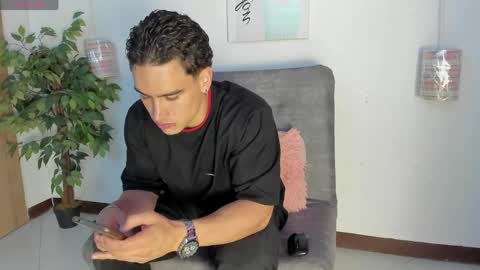 Snapshot of battista_turner chatting on 04/18/26, 10:21 battista online show from 04/18/26, 10:21