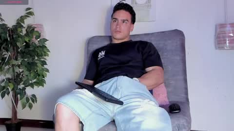 Snapshot of battista_turner chatting on 05/30/26, 10:07 battista online show from 05/30/26, 10:07