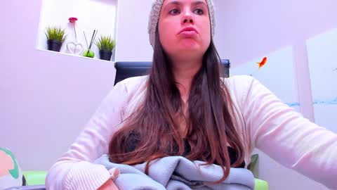 battymoll online show from 12/16/24, 06:49