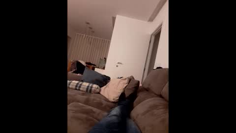 Snapshot of baxter78 chatting on 12/17/24, 11:27 baxter78 online show from 12/17/24, 11:27