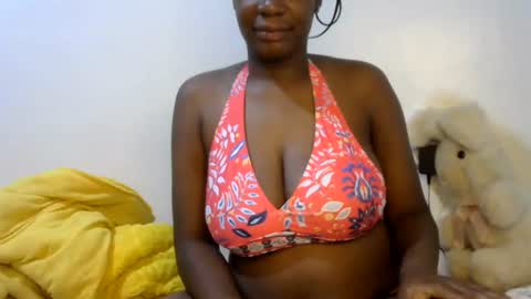 Snapshot of bayleen chatting on 06/16/26, 04:37 bayleen online show from 06/16/26, 04:37