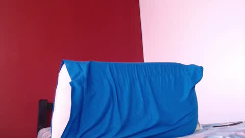 Snapshot of bayonette_black chatting on 01/27/25, 12:05 bayonette_black online show from 01/27/25, 12:05