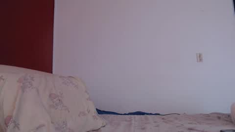 Snapshot of bayonette_black chatting on 09/17/25, 12:07 bayonette_black online show from 09/17/25, 12:07