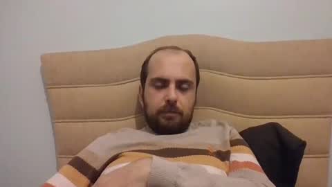 Snapshot of bayto chatting on 01/08/25, 09:01 bayto online show from 01/08/25, 09:01