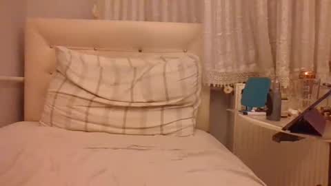 Snapshot of bayto chatting on 01/27/25, 07:35 bayto online show from 01/27/25, 07:35