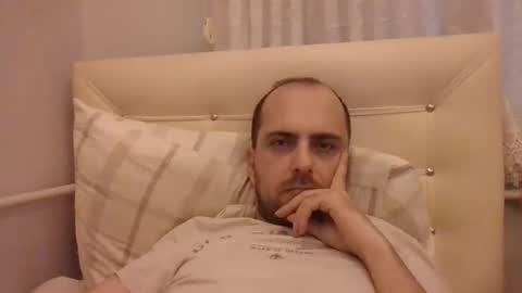 Snapshot of bayto chatting on 02/02/25, 03:28 bayto online show from 02/02/25, 03:28