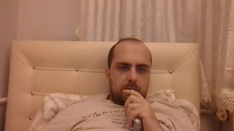 Snapshot of bayto chatting on 02/05/25, 09:40 bayto online show from 02/05/25, 09:40