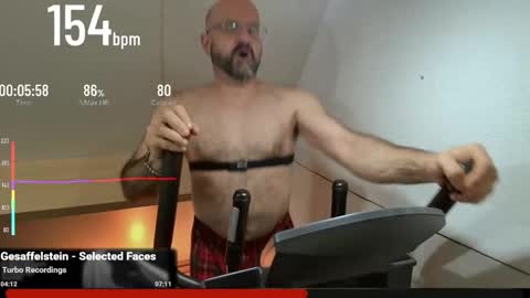 bazzz_8 online show from 10/20/25, 05:24