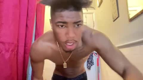 Snapshot of bb_colin chatting on 01/08/25, 02:46 bb_colin online show from 01/08/25, 02:46