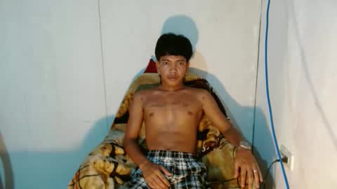 Snapshot of bb_johs07 chatting on 04/09/26, 04:01 josh online show from 04/09/26, 04:01
