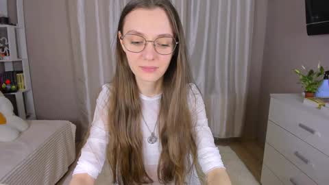 Snapshot of bb_lourels_ chatting on 02/02/25, 04:32 Lourel I will be here on and online show from 02/02/25, 04:32