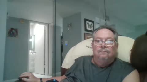 Single Grandpa in Florida. Love to C2C and have Fun Privately online show from 09/29/25, 04:34