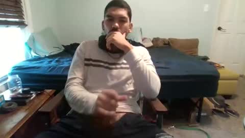 bbbbbro21 online show from 12/16/25, 03:39