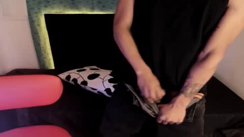 Snapshot of bbc_angels chatting on 10/11/25, 12:32 Bbc angels online show from 10/11/25, 12:32