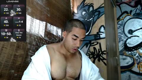 Snapshot of bbc_monster1 chatting on 04/06/26, 08:32 Justin online show from 04/06/26, 08:32