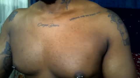 Snapshot of bbc_muscular chatting on 02/17/25, 04:04 camilo online show from 02/17/25, 04:04