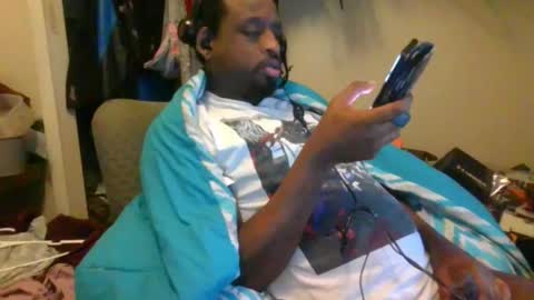 rocker n queen online show from 02/13/25, 09:17