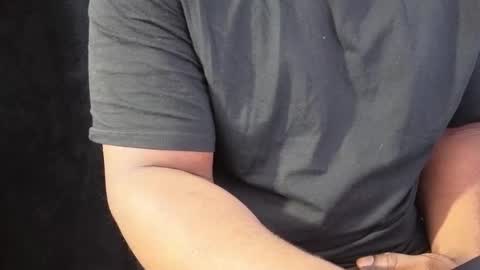 Snapshot of bbcthomas123112 chatting on 02/15/25, 08:33 bbcthomas123112 online show from 02/15/25, 08:33