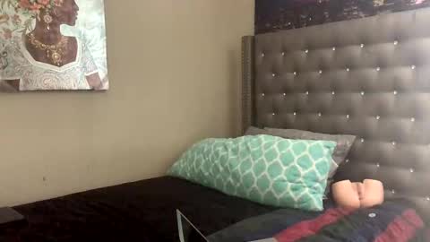 Snapshot of bbcxasmr chatting on 10/30/25, 02:29 bbcxasmr online show from 10/30/25, 02:29