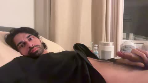 Snapshot of bboy660 chatting on 11/26/25, 02:45 bboy660 online show from 11/26/25, 02:45