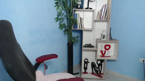 Charlote online show from 01/21/25, 11:56