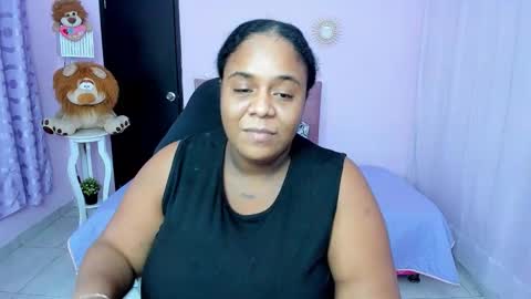 Snapshot of bbw_charlote chatting on 02/15/26, 12:25 Charlote online show from 02/15/26, 12:25