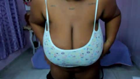 Snapshot of bbw_charlote chatting on 02/16/26, 12:23 Charlote online show from 02/16/26, 12:23