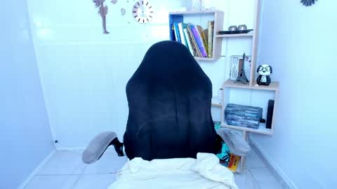 Snapshot of bbw_charlote chatting on 05/09/26, 12:21 Charlote online show from 05/09/26, 12:21