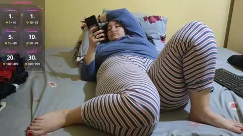 Emma online show from 02/25/25, 02:44