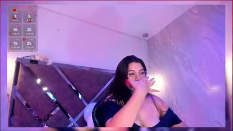 Cloe  online show from 10/04/25, 04:10