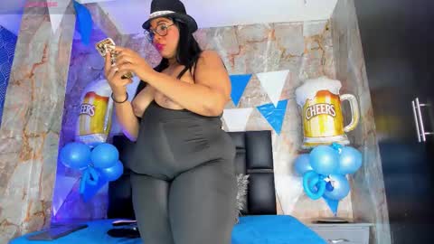 Bbwlatina01 online show from 09/29/25, 01:38