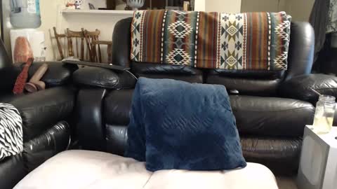 Julie online show from 01/16/25, 12:02